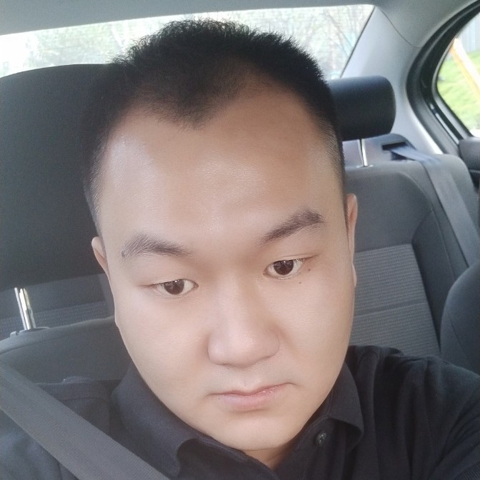 周方的照片