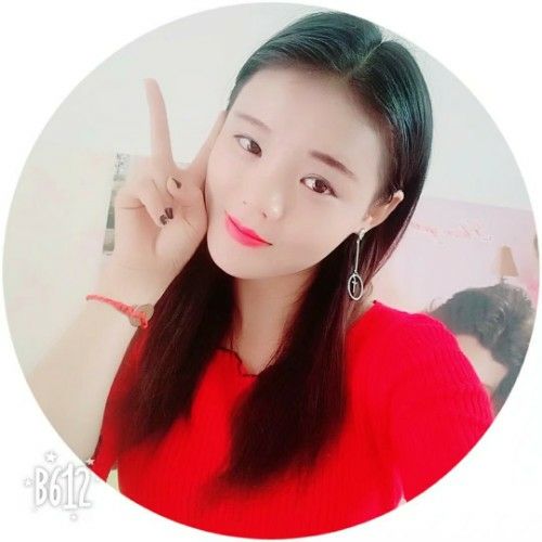 调皮小阿妹的照片