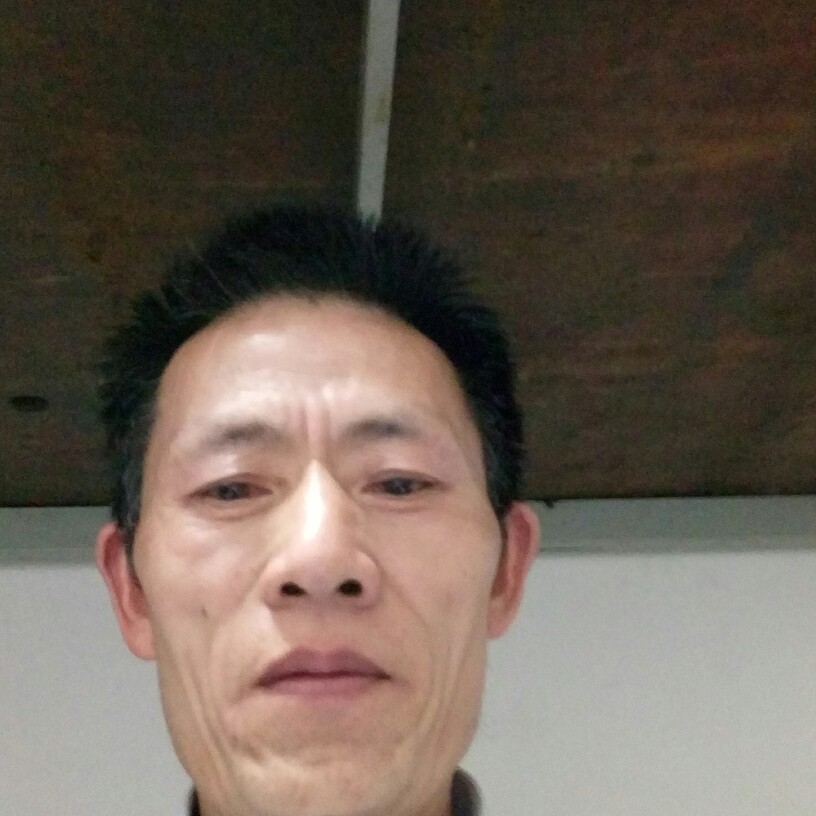 帅哥苦恋无语男的照片