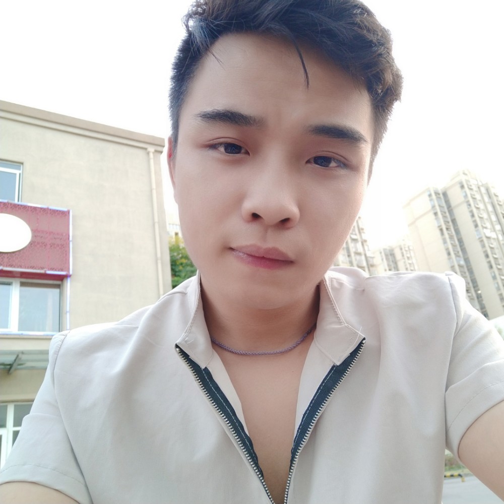 一颦一笑，的照片