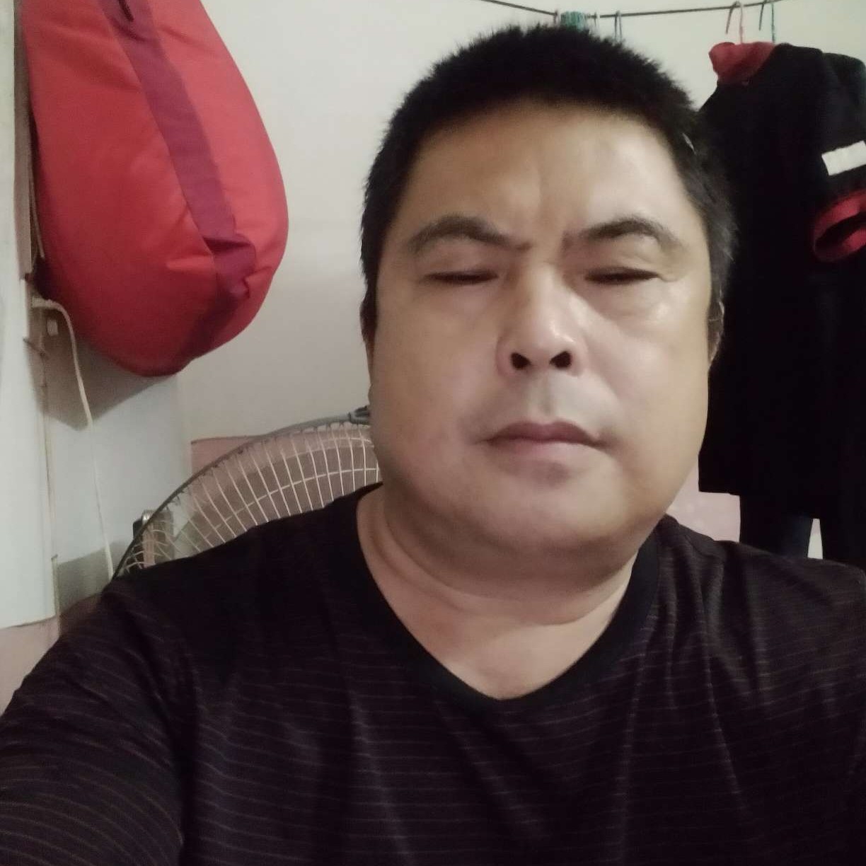 胡昌群的照片