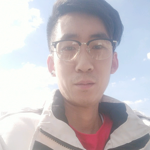 巫毒玩偶的照片