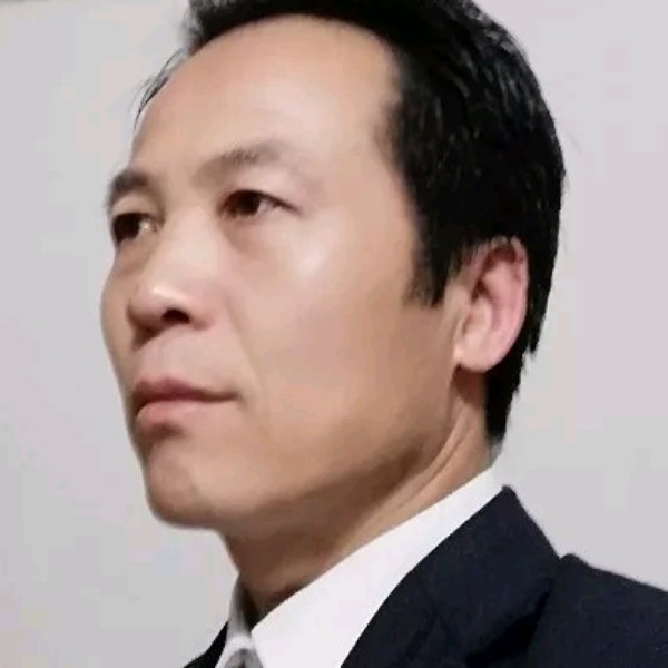 坚强还白云的照片