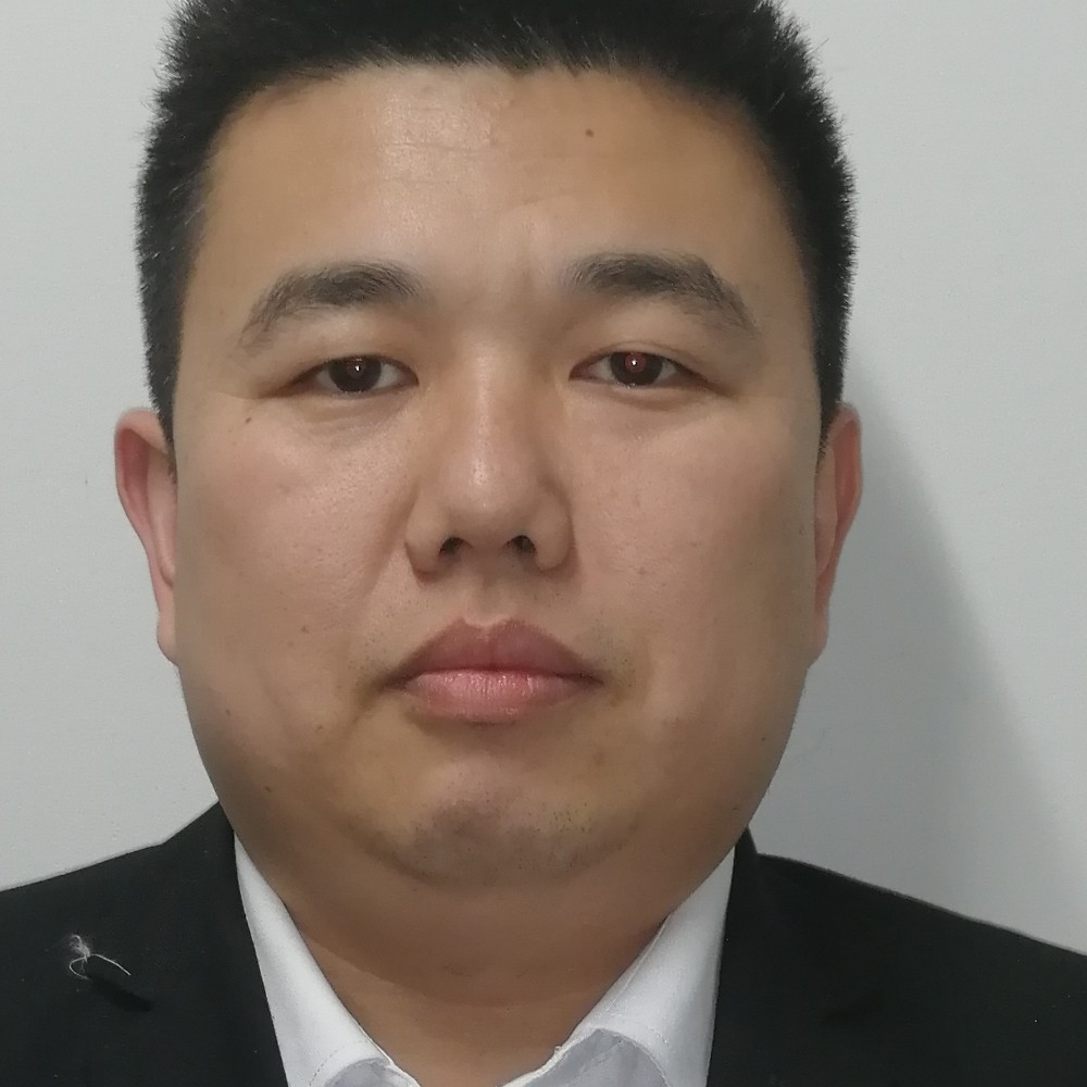 多情就红尘的照片