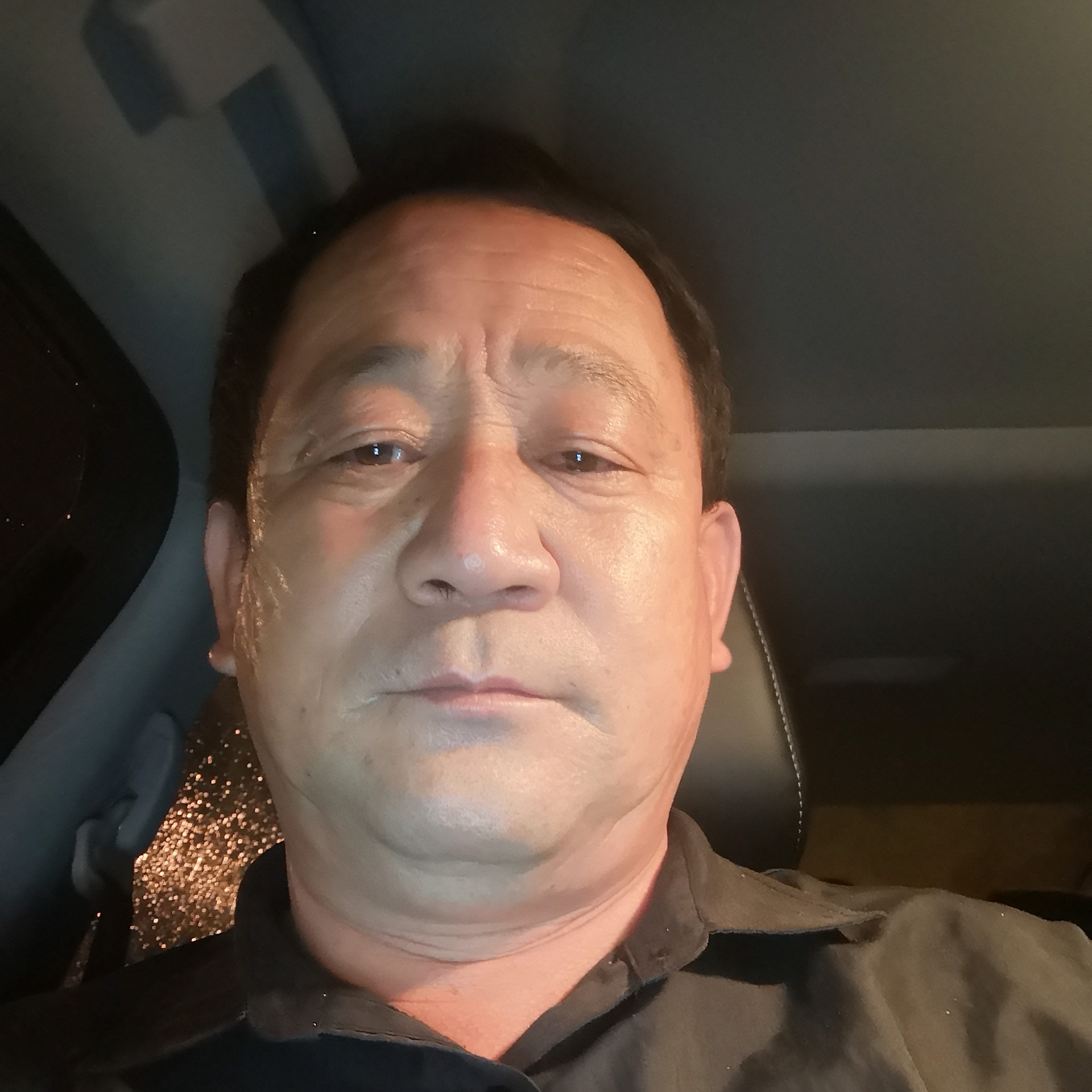 慈祥漫步星月的照片