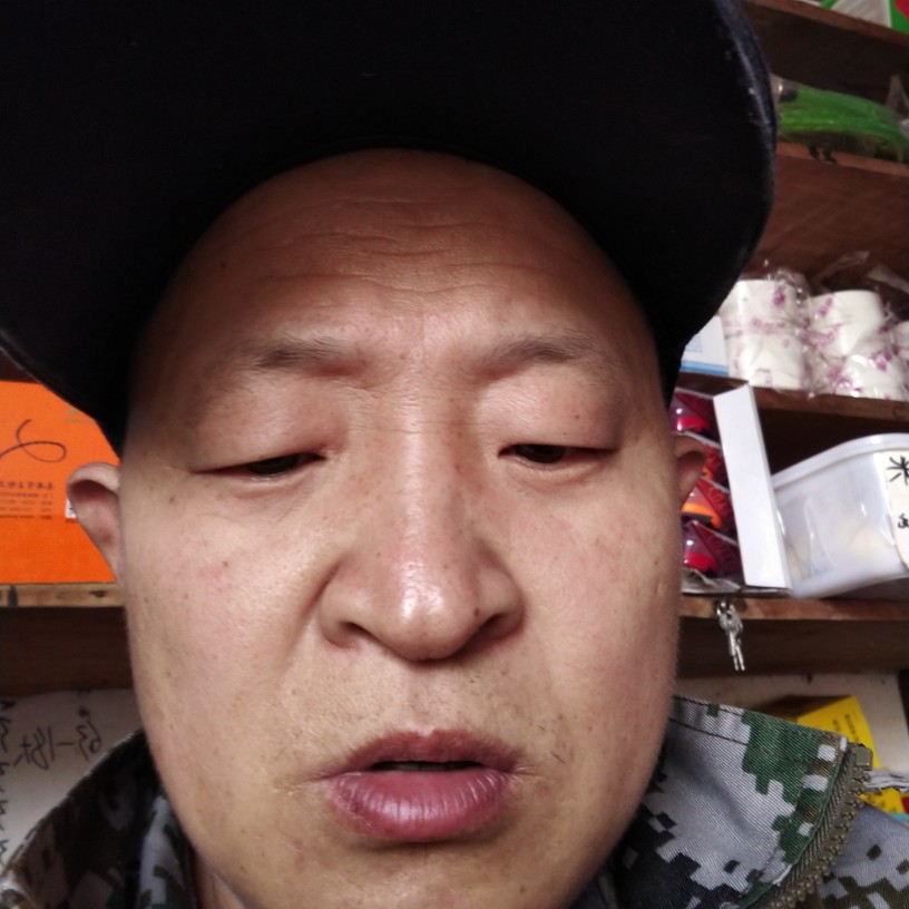 黑夜深拥聪明的照片