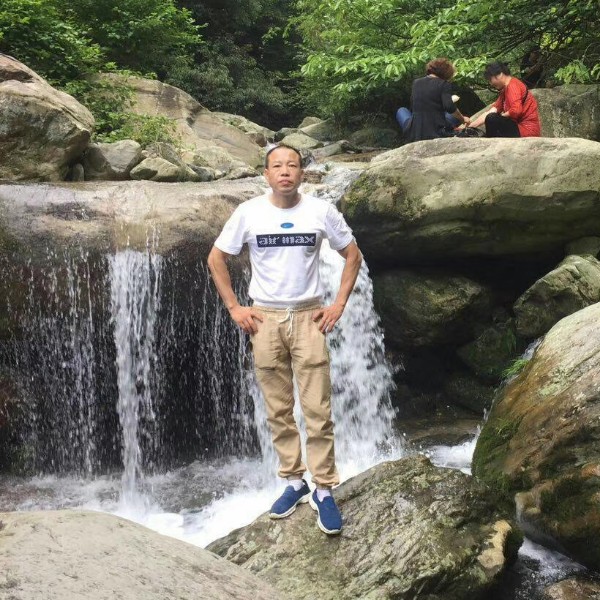 守护一……的照片