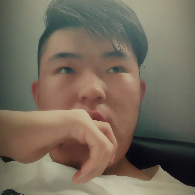 嘻嘻哼哼的照片