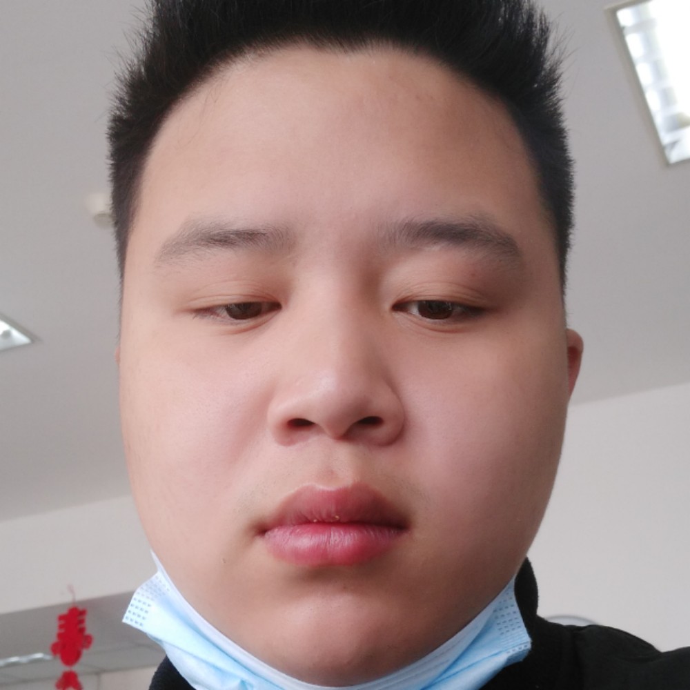 真淳笑秀发的照片