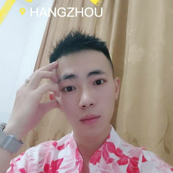 笑点低陌颜的照片