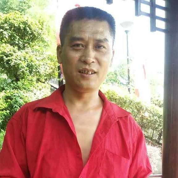 酷酷相思豆的照片