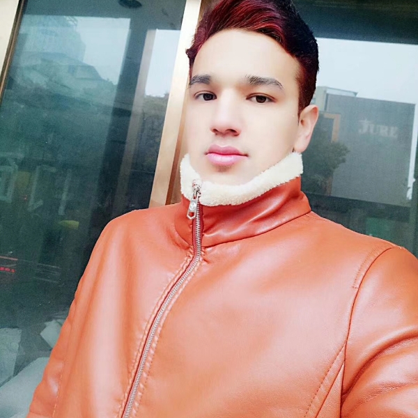 哭泣闻泪雨的照片