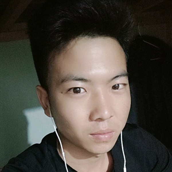 疯狂踢钻石的照片
