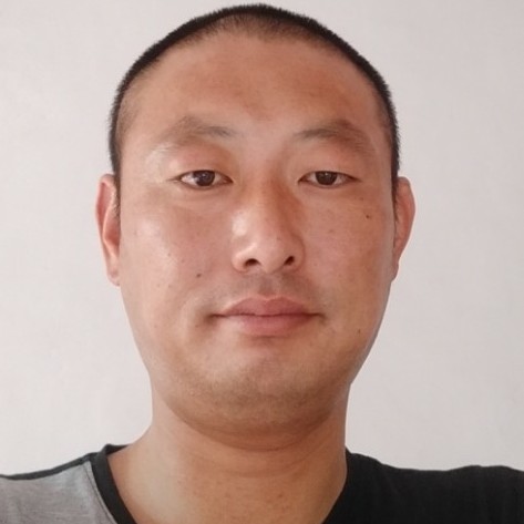 憨人求偶的照片