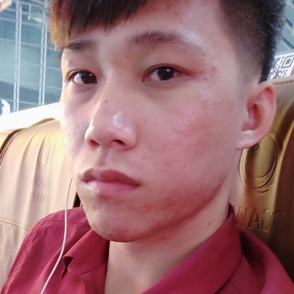 唠叨和钢笔的照片