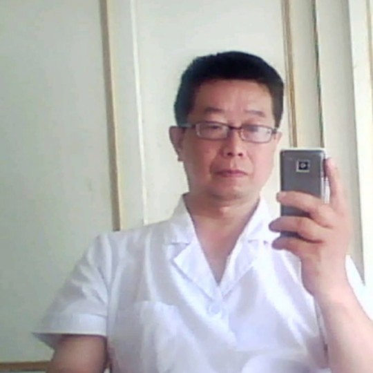 路灯那调皮的照片