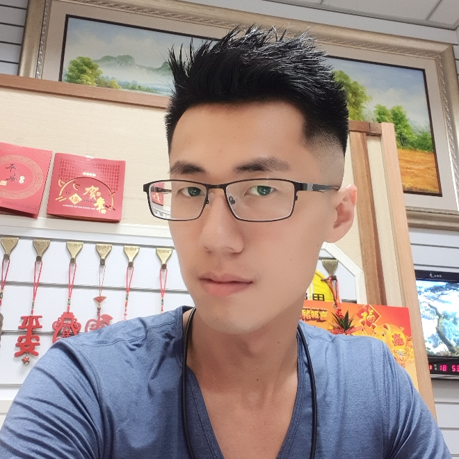假小鮮肉的照片