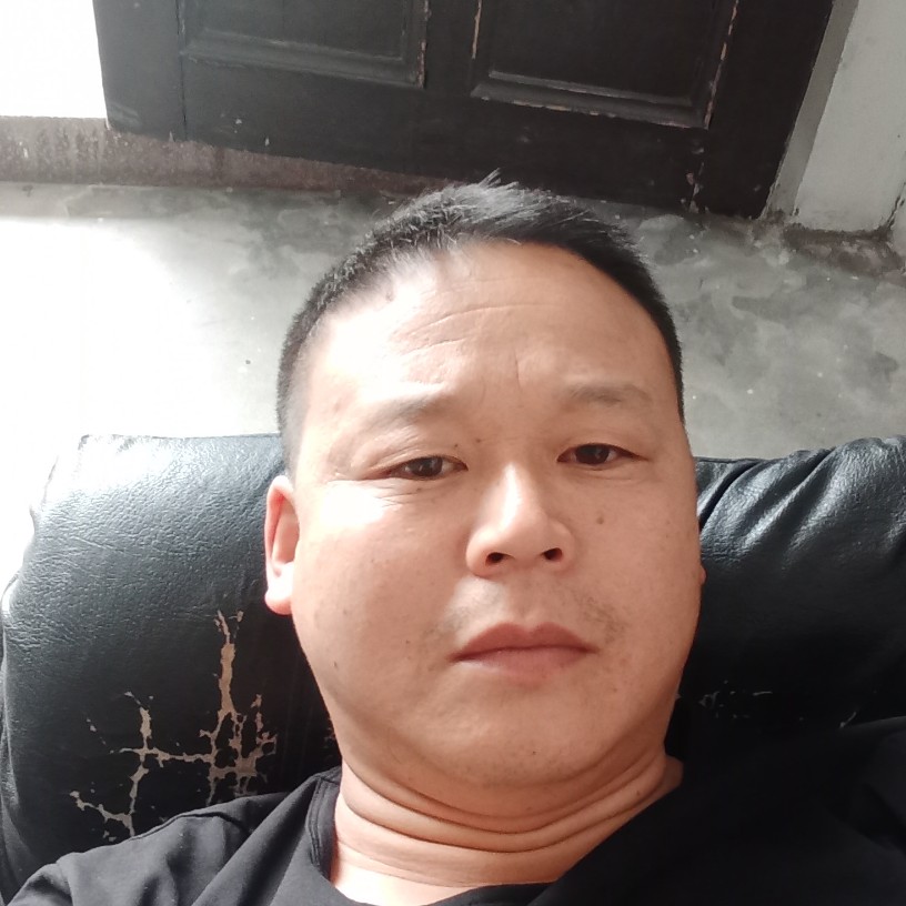彼岸闻调皮的照片