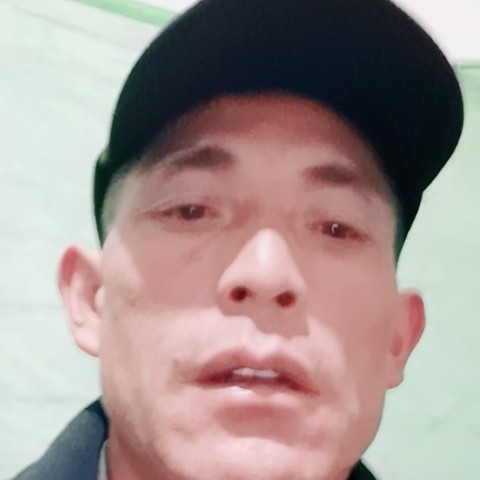 哑铃愿冷傲的照片