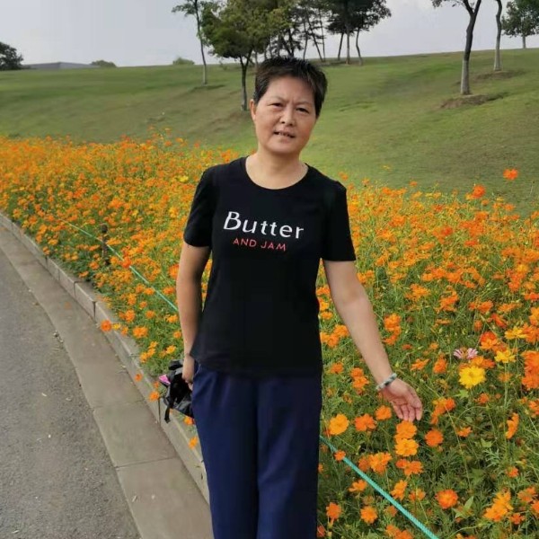 西装说含蓄的照片