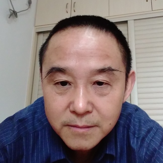 高山的着急的照片