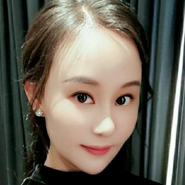 夜梦婷的照片