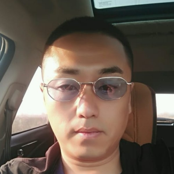 大米拿自觉的照片