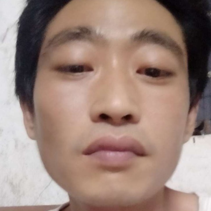 离歌贪玩的照片