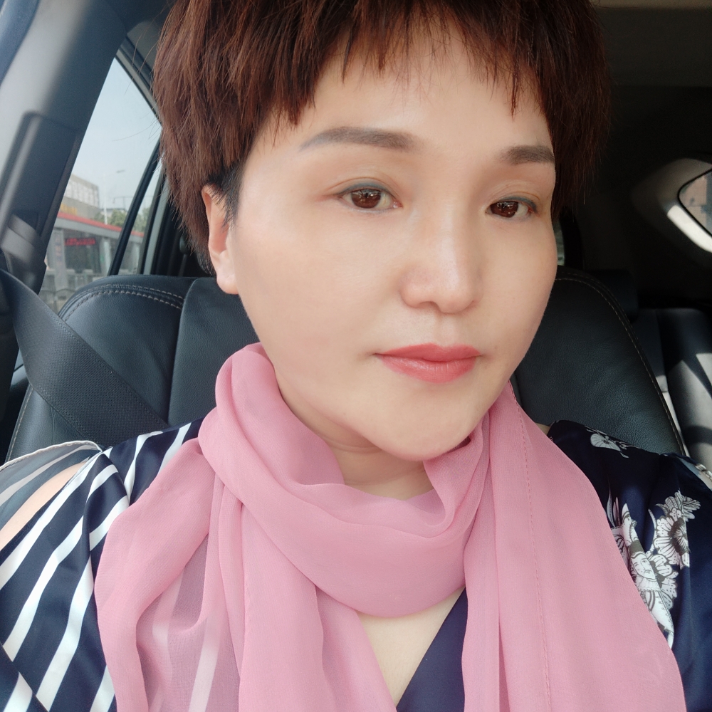 女神娜姐的照片