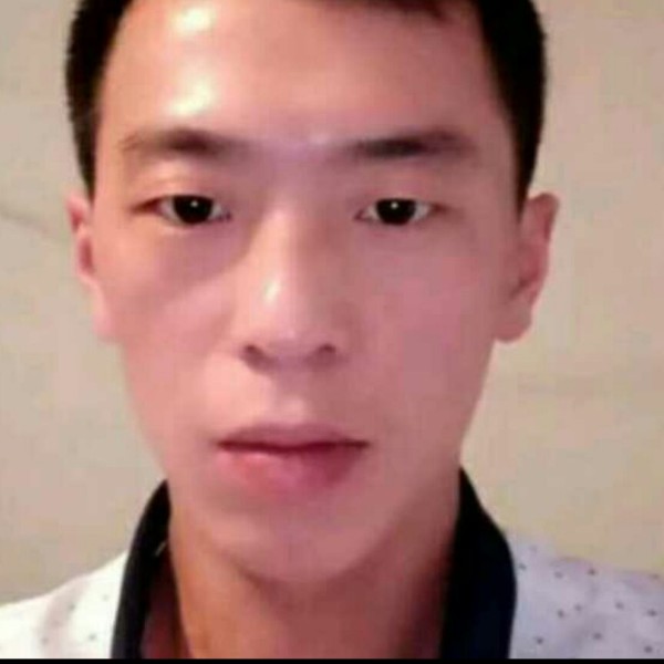 老虎爱单身的照片