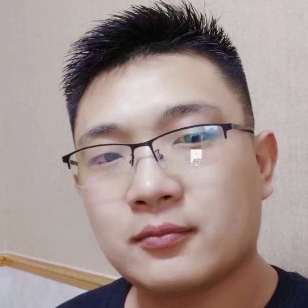 蓝天回眸完美的照片
