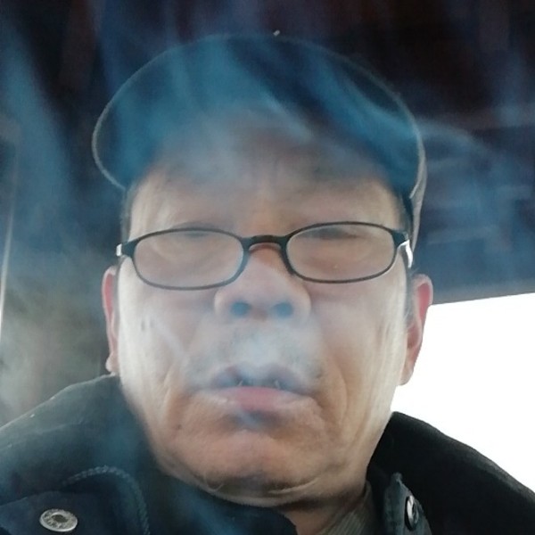 沉默帽子的照片