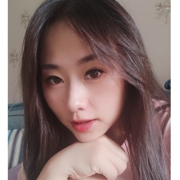 小怪兽的照片