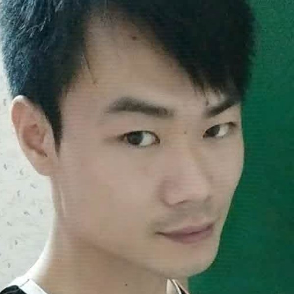 奇迹蹁跹天真的照片