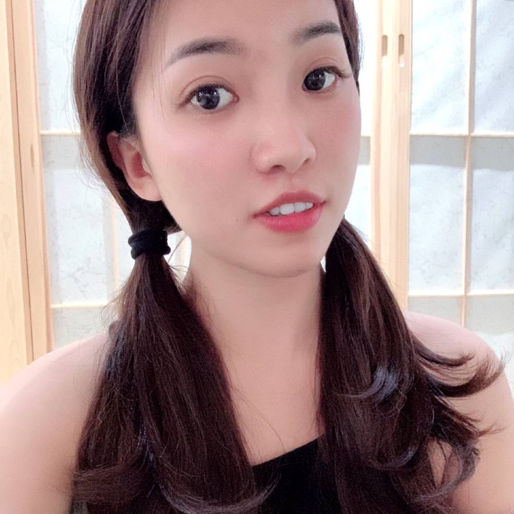 骑单车的安小姐的照片