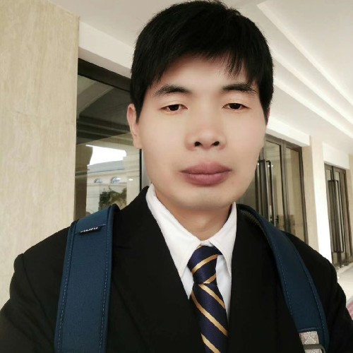 会疼人的暖男的照片