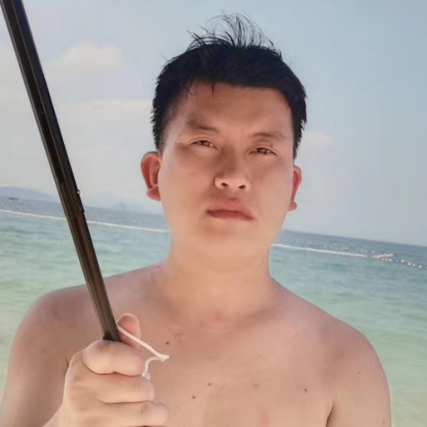 机智迎大碗的照片