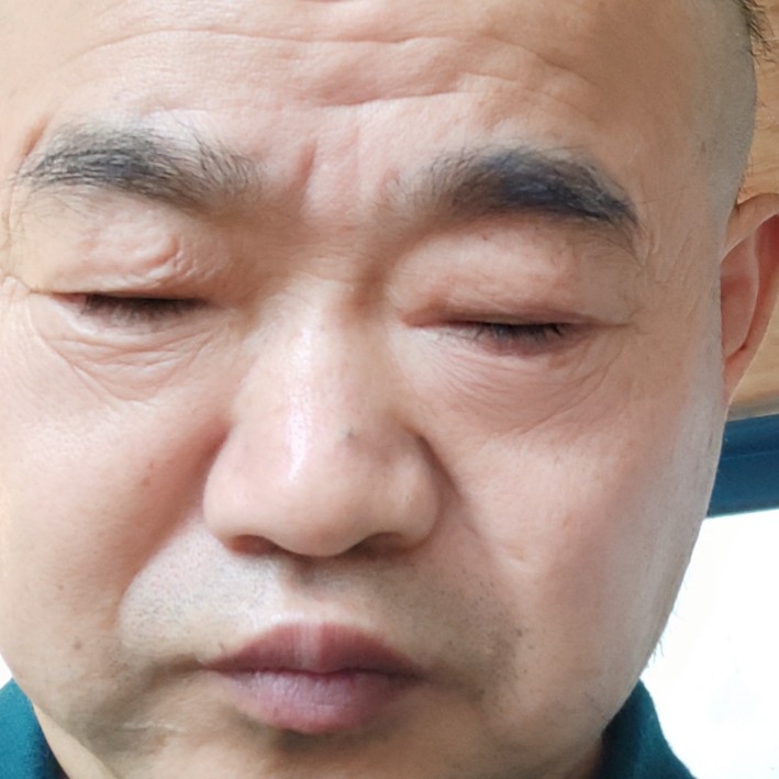 细心倾心爆米花的照片