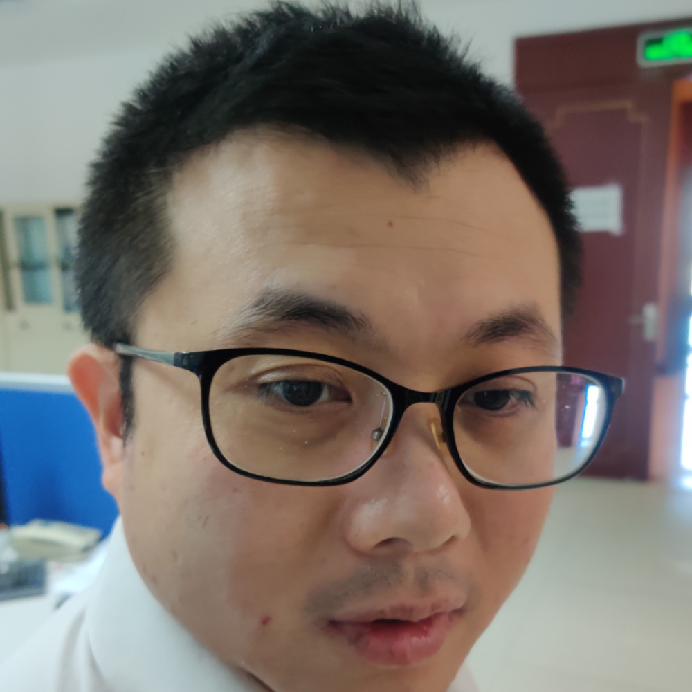 努力结婚的照片