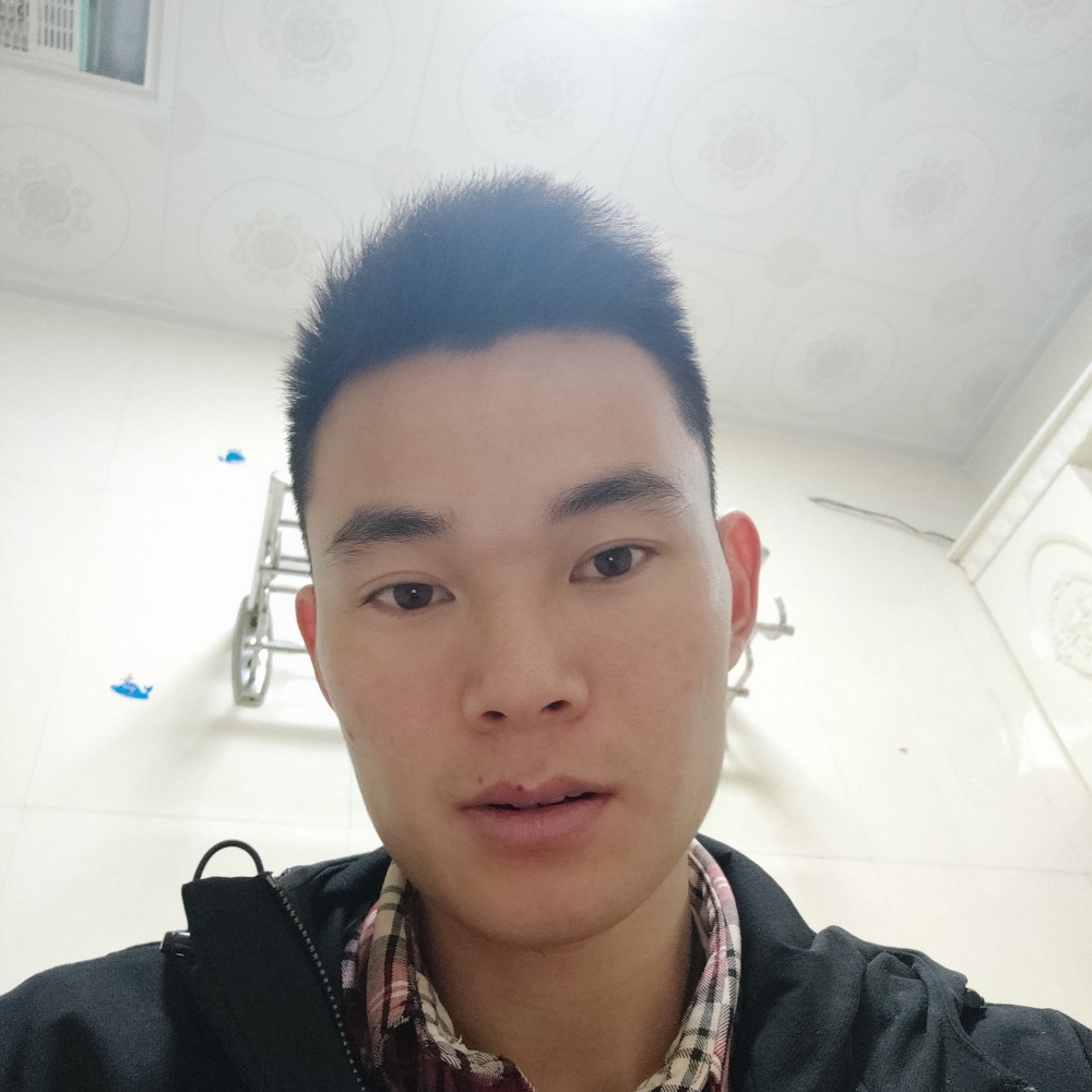雨夜心的照片