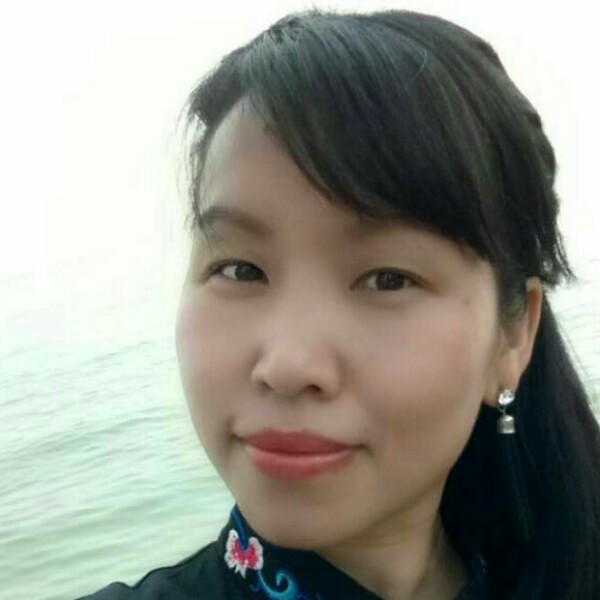 唐静芳的照片
