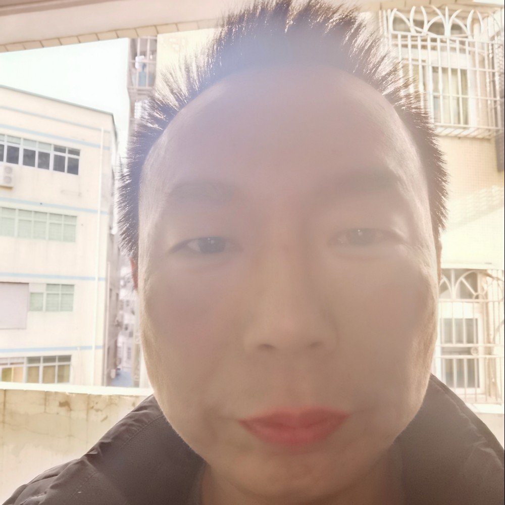 海浪大哥哥的照片