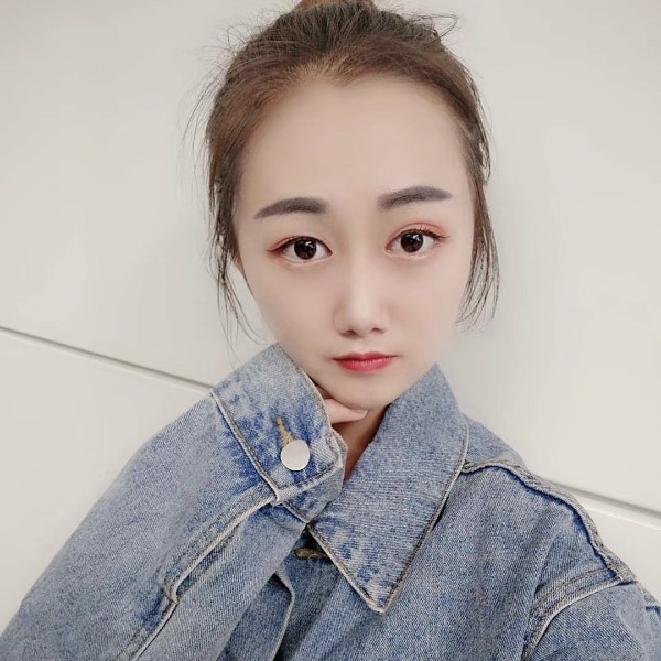 麻朵少女的照片