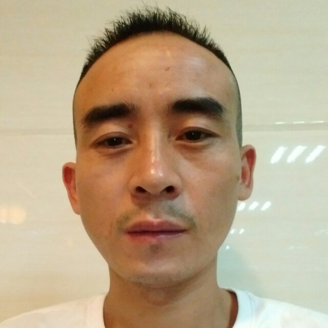 凶狠万宝路的照片