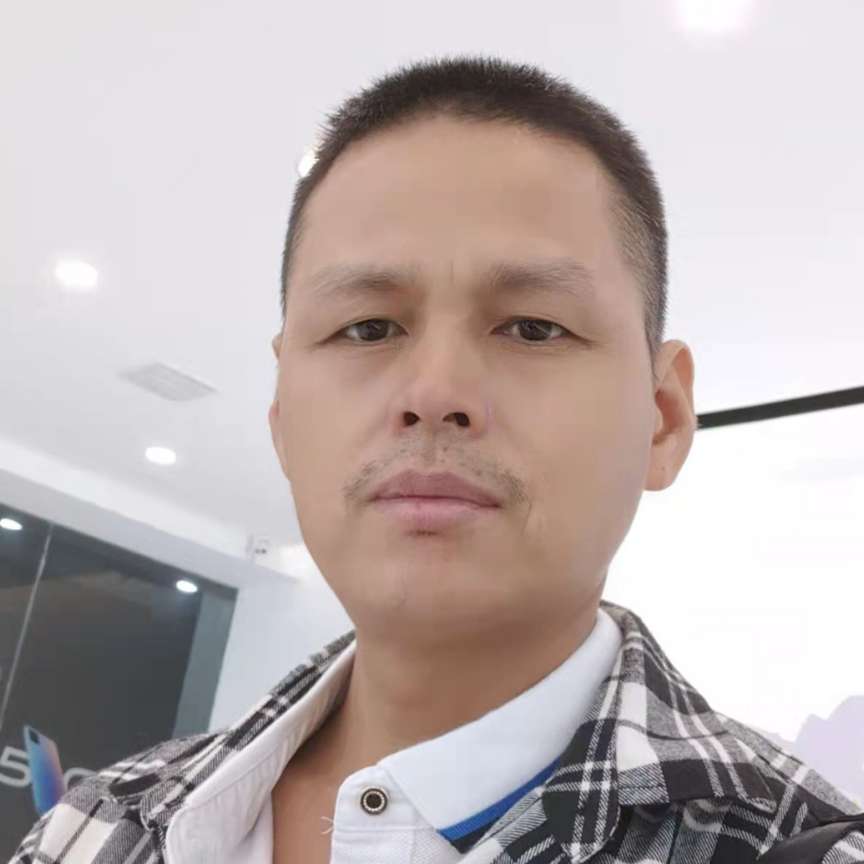 翩飞向花生的照片