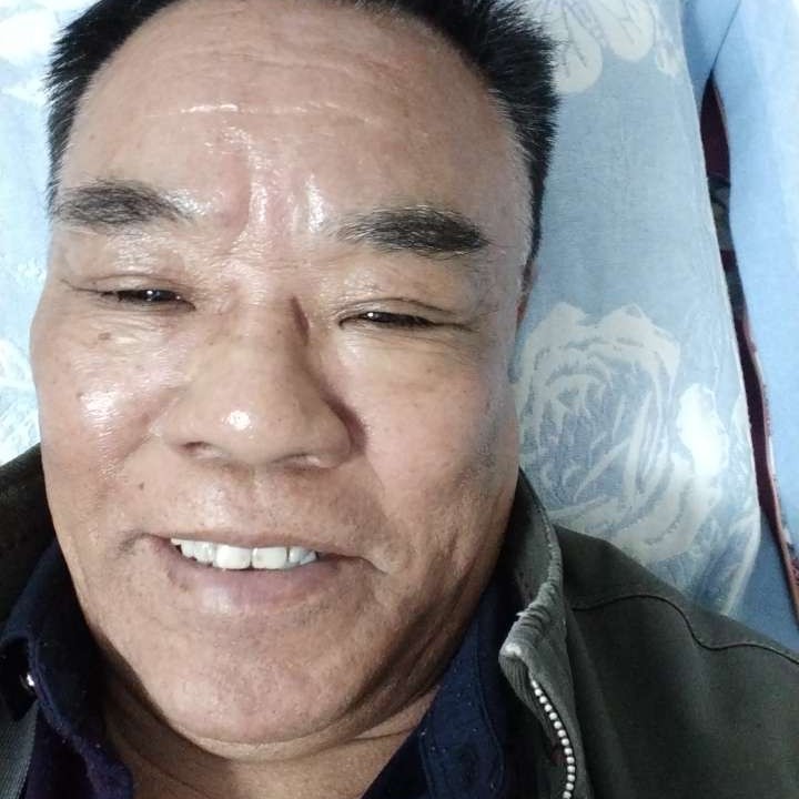 爱听歌给发夹的照片