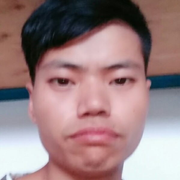 夏露给忧郁的照片