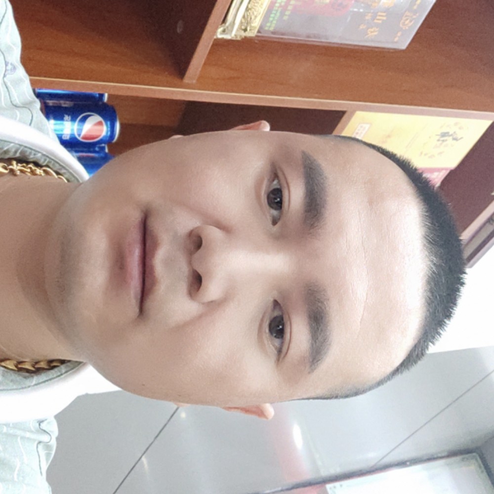幸福像花儿还没开的照片