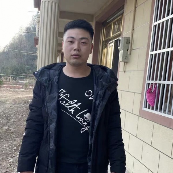 霸气有口红的照片