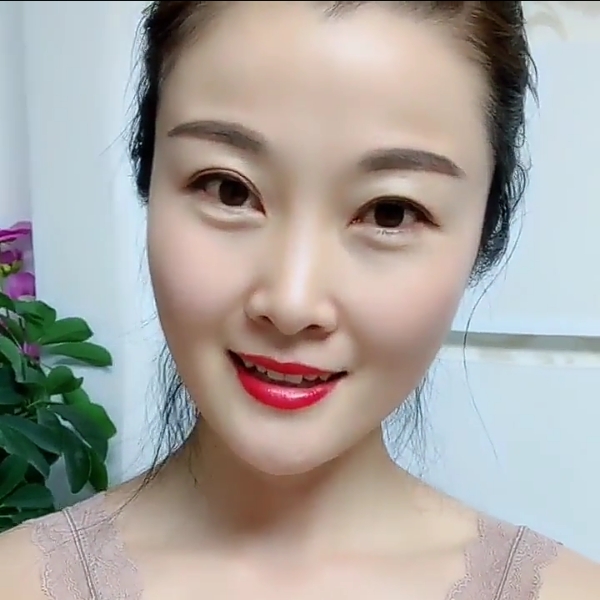 余溫稳重的照片